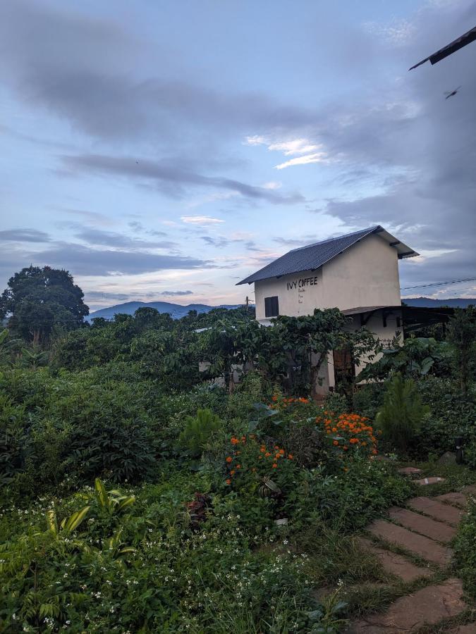 Apartamento Ivy Coffee Farm - Garden House Duc Trong Exterior foto